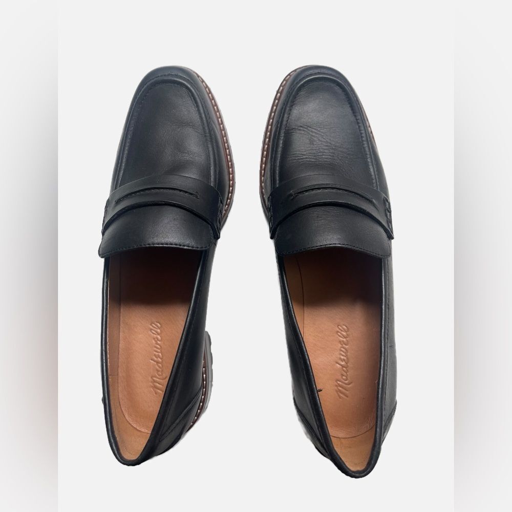 Madewell The Corinne Lugsole Loafers in True Black leather. 10 - Picture 4 of 16